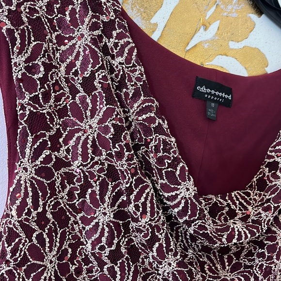 Connected Apparel Size 16 Maroon Floral Lace Sequin Cowl Neck Maxi Dress - Picture 7 of 7